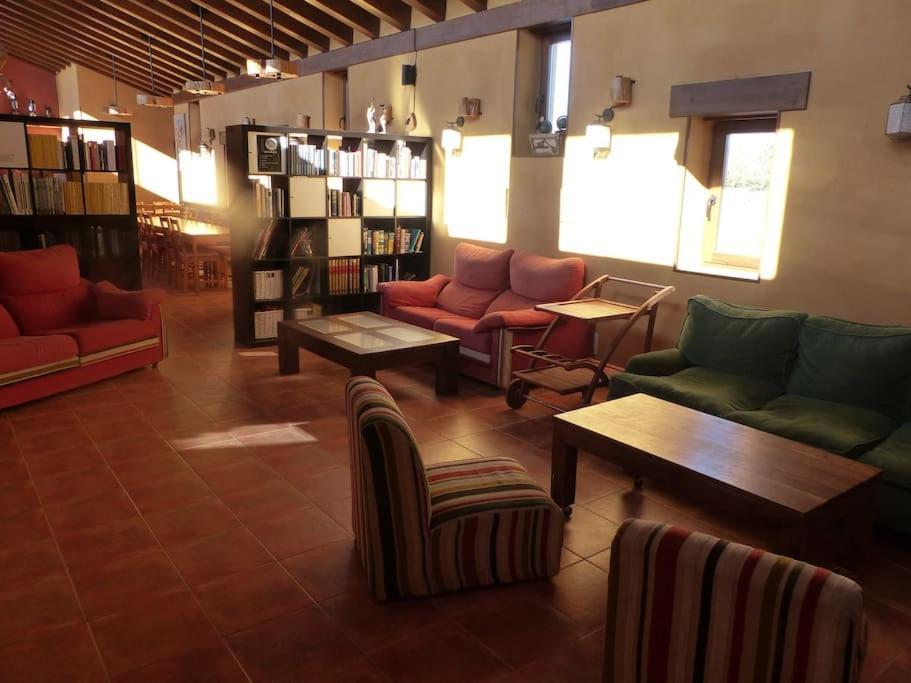 Hotel Albergue Bioclimatico Sabinares Del Arlanza Puentedura 외부 사진