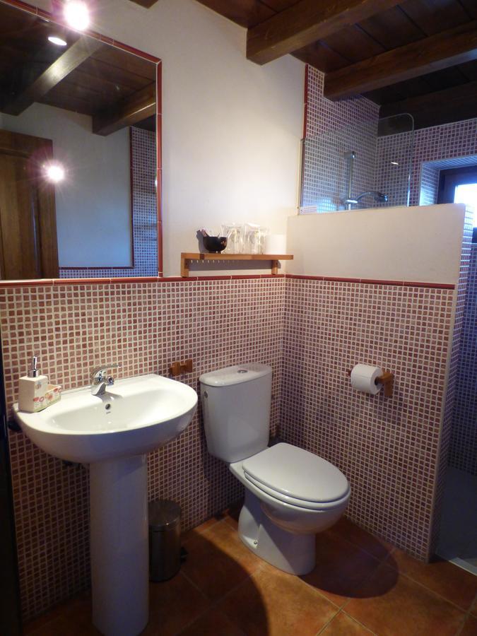 Hotel Albergue Bioclimatico Sabinares Del Arlanza Puentedura 객실 사진