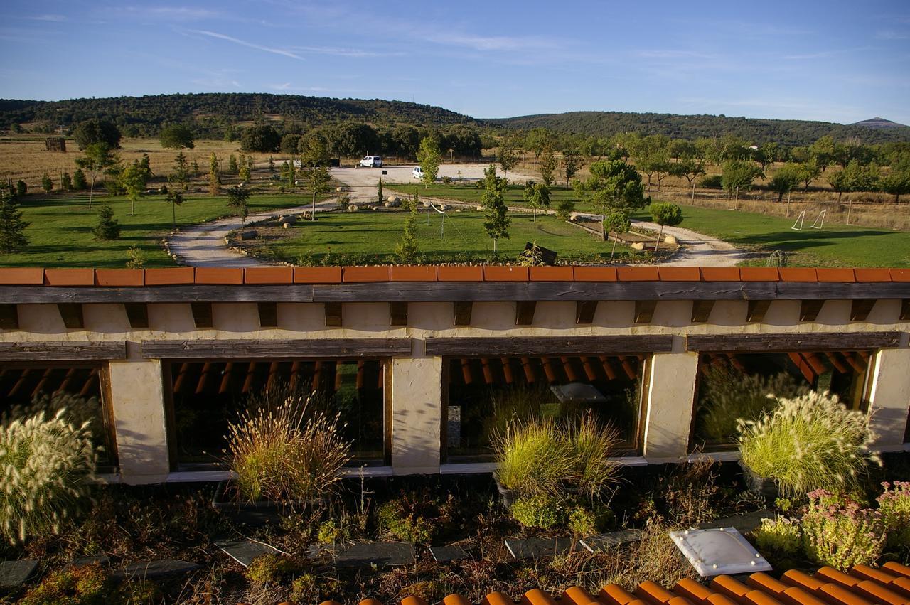 Hotel Albergue Bioclimatico Sabinares Del Arlanza Puentedura 외부 사진